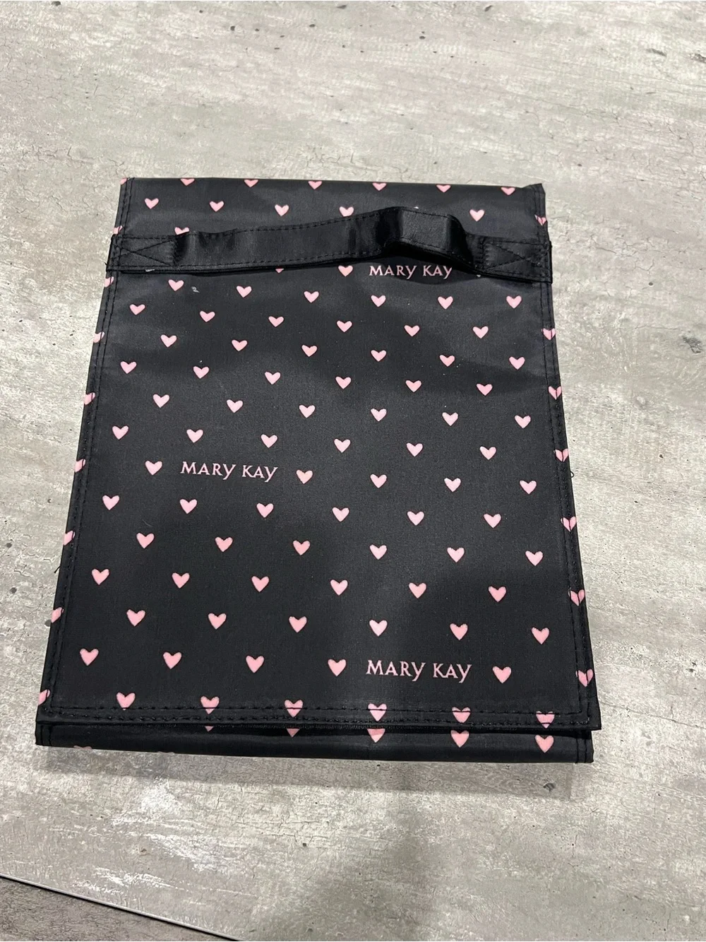 Mary Kay Hanging Organizer Black and Pink travel bag roll up